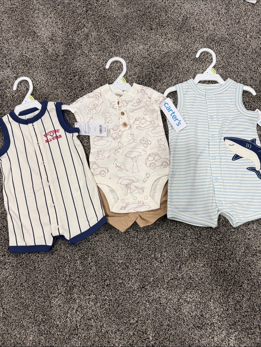 Set of 3 NWT Carter's outfits. Size 3 months